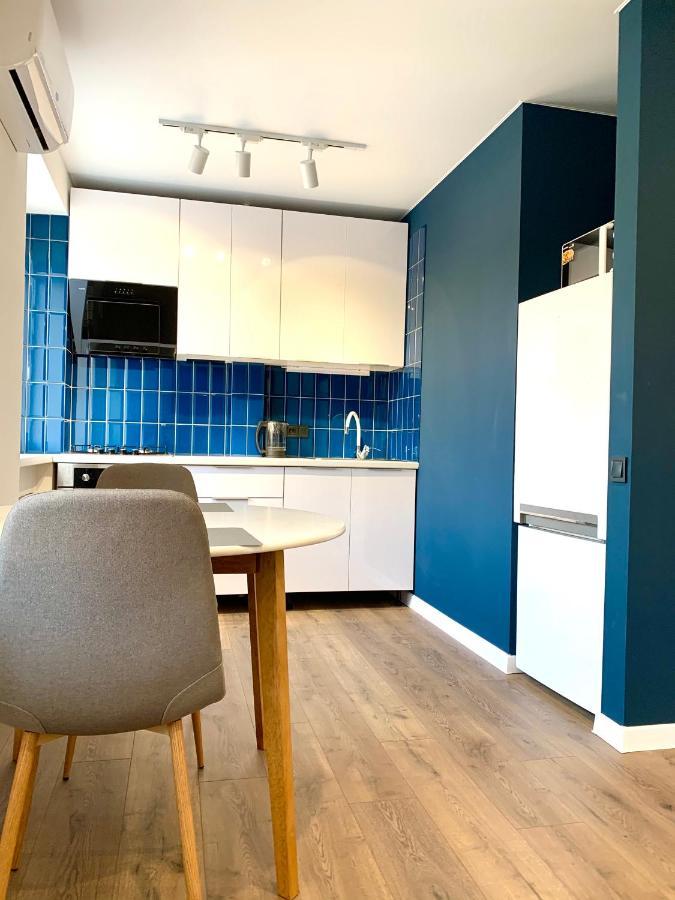 Navy City Center Apartment Двокімнатні Апартаменти В Центрі Міста Poltava Kültér fotó