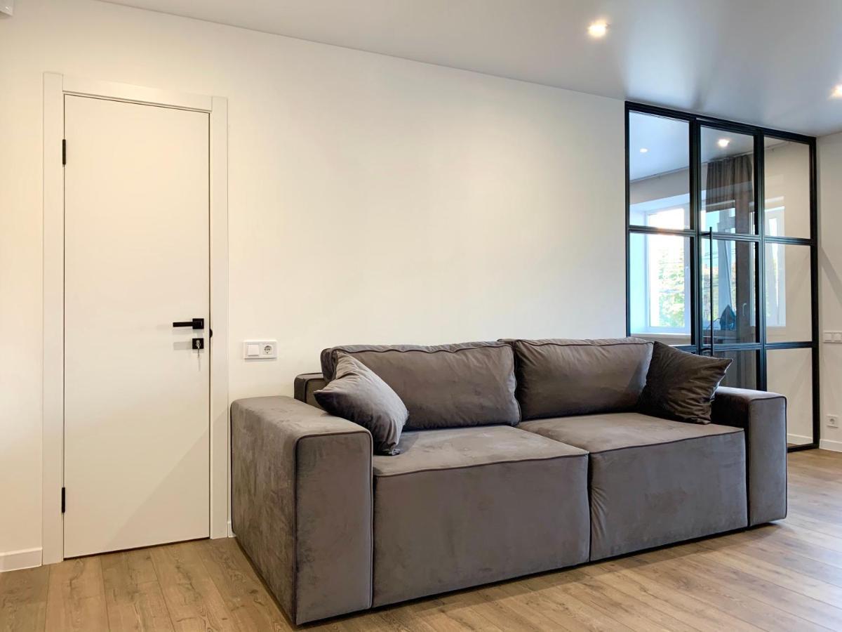 Navy City Center Apartment Двокімнатні Апартаменти В Центрі Міста Poltava Kültér fotó
