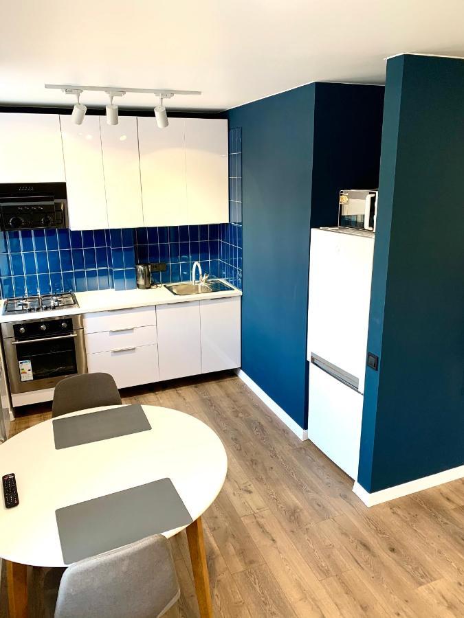 Navy City Center Apartment Двокімнатні Апартаменти В Центрі Міста Poltava Kültér fotó